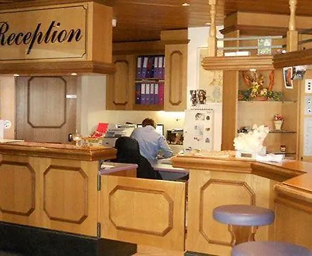 Berghof Garni - The Dom Collection Bed and breakfast