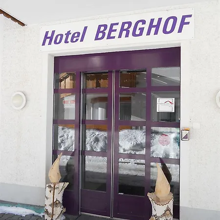 Berghof Garni - The Dom Collection Bed & Breakfast 3*