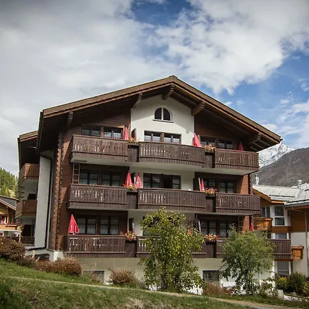 Berghof Garni - The Dom Collection