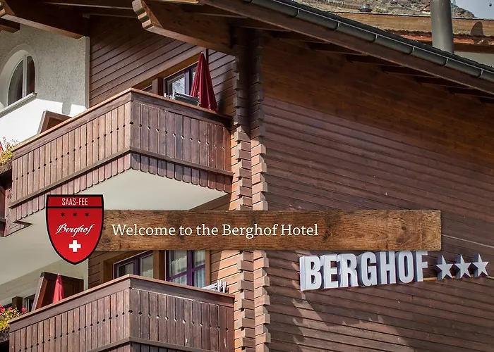 Bed and Breakfast Berghof Garni - The Dom Collection Saas Fee