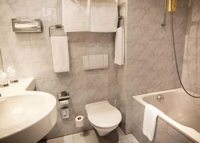 Berghof Garni - The Dom Collection Bed and Breakfast