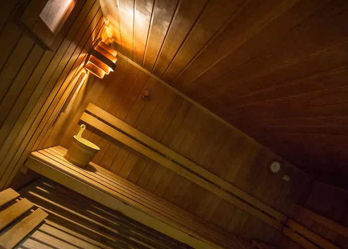 Bed and Breakfast Berghof Garni - The Dom Collection