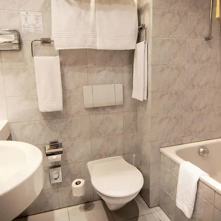 Berghof Garni - The Dom Collection Frühstückspension