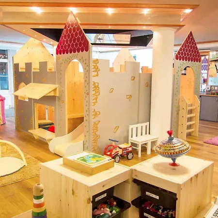 Berghof Garni - The Dom Collection Saas-Fee