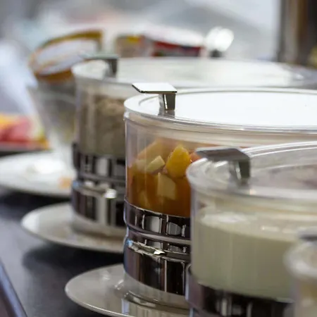 Berghof Garni - The Dom Collection Frühstückspension