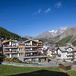 Berghof Garni - The Dom Collection 3* Saas Fee
