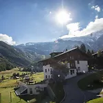 B&B Berghof Garni - The Dom Collection
